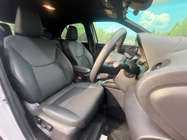 �y�n�[�t���U�[�V�[�g�z�������ƍ���S�n�𗼗������l�C�̃V�[�g���w�ʁE���ʂ̃t�@�u���b�N�f�ނ́A�ʋC���̗ǂ��⊊��ɂ����ɗD��Ă��܂��B�C���╞���ɍ��E���ꂸ���K�ɂ���肢�������܂��B