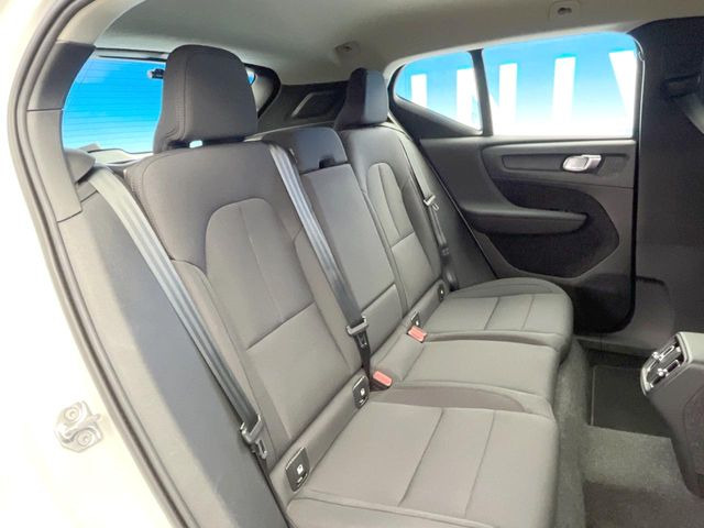 ���㕔���Ȃ��C�ɂȂ�悤�ȃL�Y�E�����ւ��蓙�A�傫�ȃ_���[�W�͂Ȃ��A�ǍD�ȏ�Ԃł��B