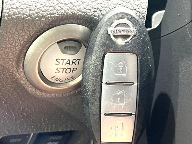 �y�C���e���W�F���g�L�[�z�J�o����|�P�b�g�ɓ��ꂽ�܂܂ł��h�A�̎{���E�������\�ȃX�}�[�g�L�[�𑕔��B�G���W���̃I���E�I�t�����J�M�����o���K�v����������Ƃ��Ă��֗��ł���