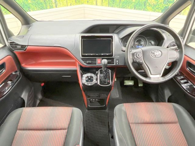 ヴォクシー2.0 ZS