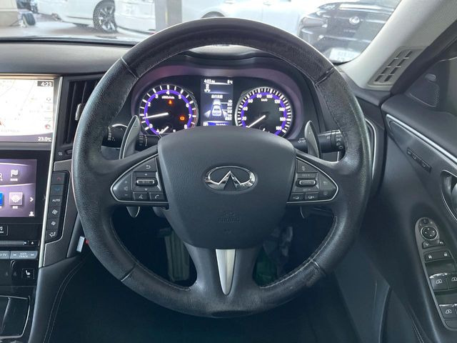 �y�����v�����X�e�A�����O�z�㎿�Ȋv���g�p���邱�ƂŁA��ɂ����������݂ƂĂ��^�]���₷���n���h���ł���