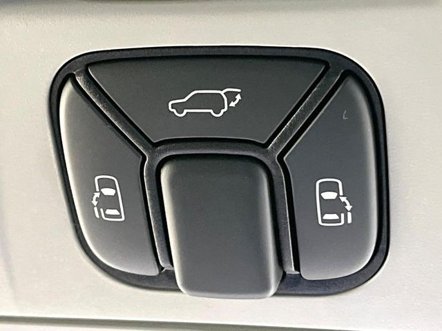 �y�����p���[�X���C�h�h�A�z�X�}�[�g�L�[��^�]�Ȃ̃X�C�b�`�Ō�ȗ����X���C�h�h�A�̊J���\���d��������͂����ăh�A���J����K�v�������A�����Ȃ��q�l�ł��ȒP�ɊJ���߂ł����K�ł���