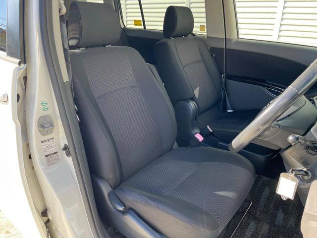 �^�]�ȃV�[�g���͎g�p�������Ȃ��A�ǍD�ȏ�ԂƂȂ��Ă��܂��B���J�Ɏg���Ă������Ƃ��悭�킩��܂��ˁB