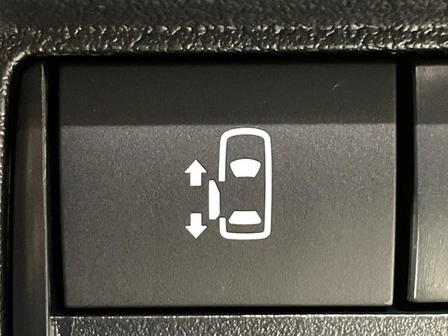 �y�p���[�X���C�h�h�A�z�X�}�[�g�L�[��^�]�Ȃ̃X�C�b�`�ŃX���C�h�h�A�̊J���\���d��������͂����ăh�A���J����K�v�������A���������q�l�ł��A�d���ו��������Ă��鎞�����N�ɊJ���߂ł��܂���