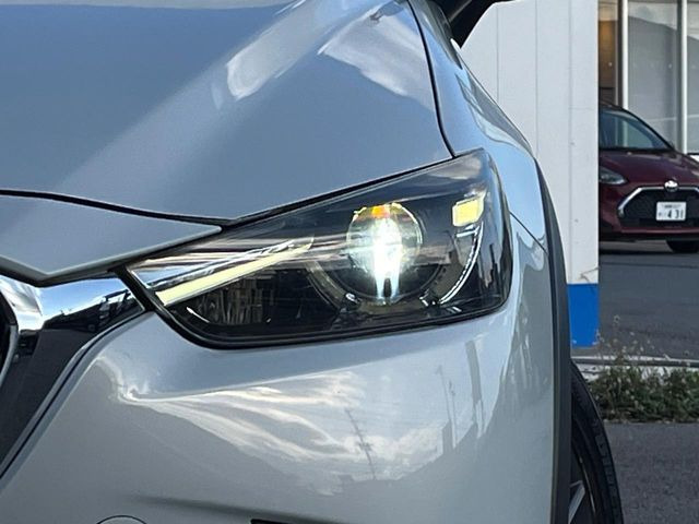 �yLED�w�b�h���C�g�z���V����ԑ��s�����ǍD�Ȏ��E���m�ۂ����S���ĉ^�]�ł��鍂�P�xLED�w�b�h���C�g�𑕔�!�_�����x�������A����d�͂��}�����Ă��܂��B