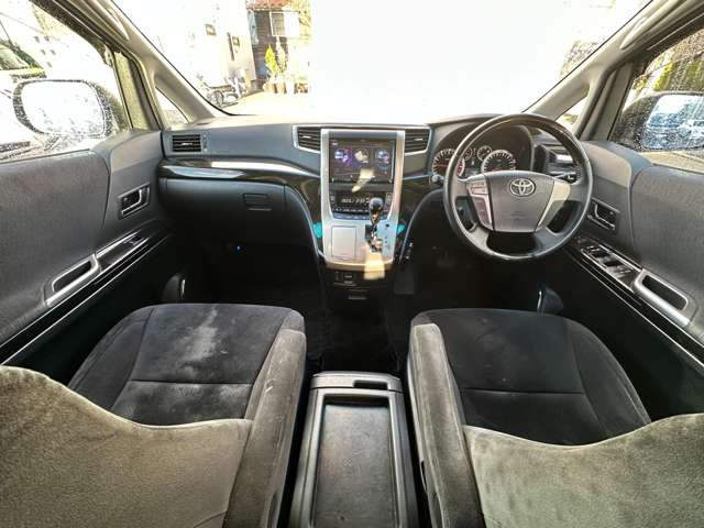 �i�r�������A�[���������y�E�f���������y���݂��������B