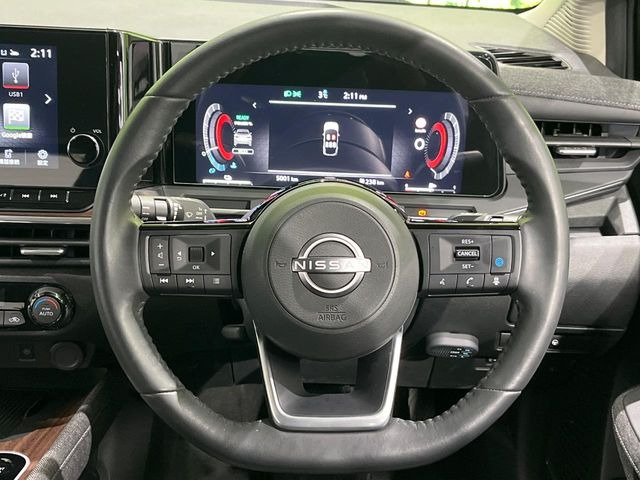 �y�����v�����X�e�A�����O�z�㎿�Ȋv���g�p���邱�ƂŁA��ɂ����������݂ƂĂ��^�]���₷���n���h���ł���