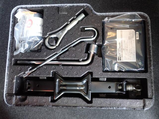 �p���N�C���L�b�g���t���Ă܂�.