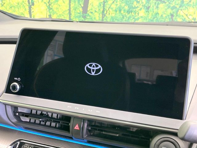 【12.3インチディスプレイオーディオ】スマートフォンと連携が可能な大画面ディスプレイオーディオです。スマートフォンのナビ機能を使用したり、Bluetooth接続で音楽もお楽しみいただけます!