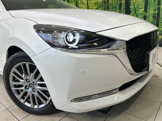 �yLED�w�b�h���C�g�z���V����ԑ��s�����ǍD�Ȏ��E���m�ۂ����S���ĉ^�]�ł��鍂�P�xLED�w�b�h���C�g�𑕔�!�_�����x�������A����d�͂��}�����Ă��܂��B