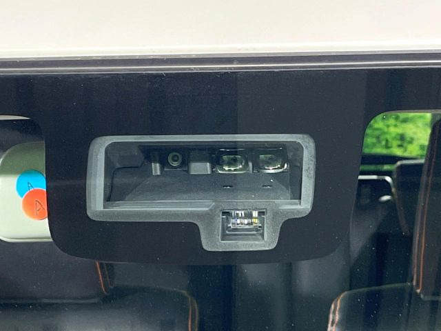 �y�X�Y�L �Z�[�t�e�B�T�|�[�g�z���s���ɑO���̎ԗ�����F�����A�Փ˂������Ȏ��͌x��ƃu���[�L�ŏՓˉ���Ɣ�Q�y�����A�V�X�g�B�����S�Ƀh���C�u�����y���݂��������܂��B