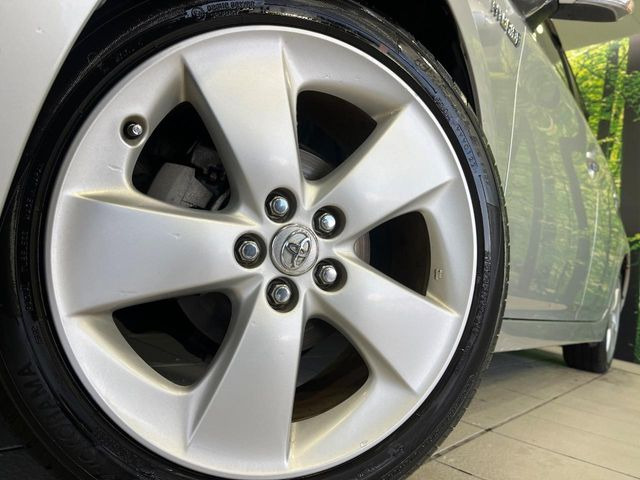 �y�O���[�h��p����17�C���`�A���~�z�C�[���z�f�U�C�����̍��������A���~�z�C�[���𑕒����Ă���܂��B�e��ЊO�A���~�z�C�[����A�X�^�b�h���X�^�C�����戵�����Ă���܂��B���񂲑��k����������