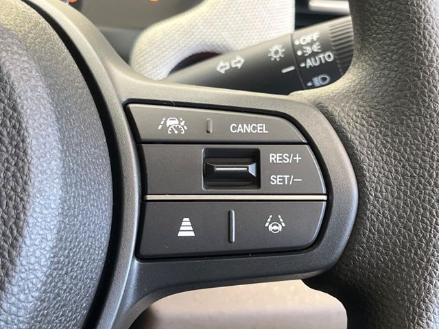 �y�a�ؒǃA�_�v�e�B�u�N���[�Y�R���g���[���z�������H�ł̒��������s���y��!!�����ő��x��ۂN���[�Y�R���g���[�����A�Փˌy���V�X�e���ƘA�g���A�O���̎ԗ������m���ĎԊԂ�ۂ悤�ɑ��x���߂��Ă���܂�!!