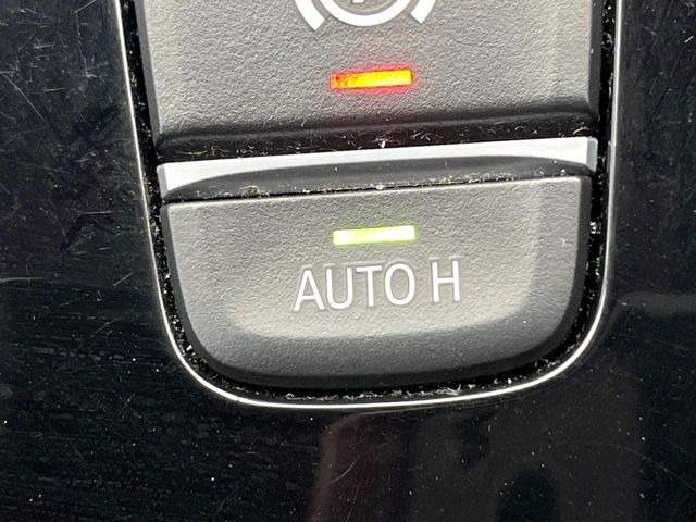 ���I�[�g�z�[���h:�����Ԃɑ�����������Ă���A�d���p�[�L���O�u���[�L�ł��B�M���҂��̍ۂł��u���[�L�𓥂ݑ����Ă����K�v���Ȃ��Ȃ�܂�!