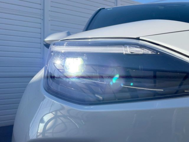 �yLED�w�b�h���C�g�z���V����ԑ��s�����ǍD�Ȏ��E���m�ۂ����S���ĉ^�]�ł��鍂�P�xLED�w�b�h���C�g�𑕔�!�_�����x�������A����d�͂��}�����Ă��܂��B