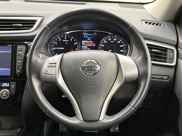 �y�����v�����X�e�A�����O�z�㎿�Ȋv���g�p���邱�ƂŁA��ɂ����������݂ƂĂ��^�]���₷���n���h���ł���