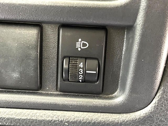 �w�b�h���C�g��e�[�������v&�A���~�z�C�[�����̊e��R�[�e�B���O���I�X�X�����Ă���܂��B�����Y�����̉��΂݂≘���}���A���ꂢ�ȏ�Ԃ������e�i���X���X�ŕۂĂ܂���