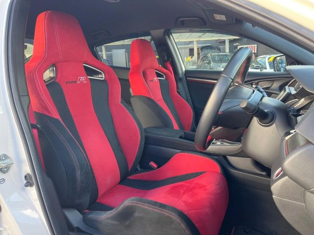 �y��p�X�|�[�c�V�[�g�z�z�[���h���ɗD��A�J�[�u���̑̂������}�����Ă���܂��B�܂��A�̂Ƀt�B�b�g���邩�獘��w�������ɂ����A�����O�h���C�u�⍂�����s�ł����K�ɂ��߂������������܂���