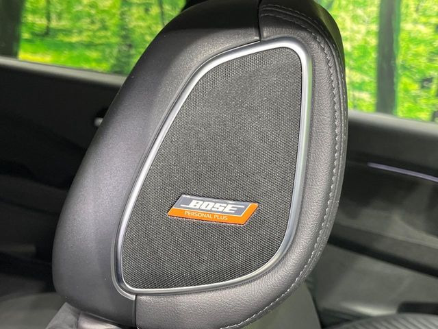 �yBOSE�T�E���h�V�X�e���z���[�J�[�I�v�V�����̍��i�ʃT�E���h�V�X�e���𓋍ځB��p�̃`���[�j���O���{���ꂽ�召�l�X�ȃX�s�[�J�[����ǎ��ȃT�E���h���t�ł��A�Տꊴ���ӂ�鉹����Ԃ����o���܂��B