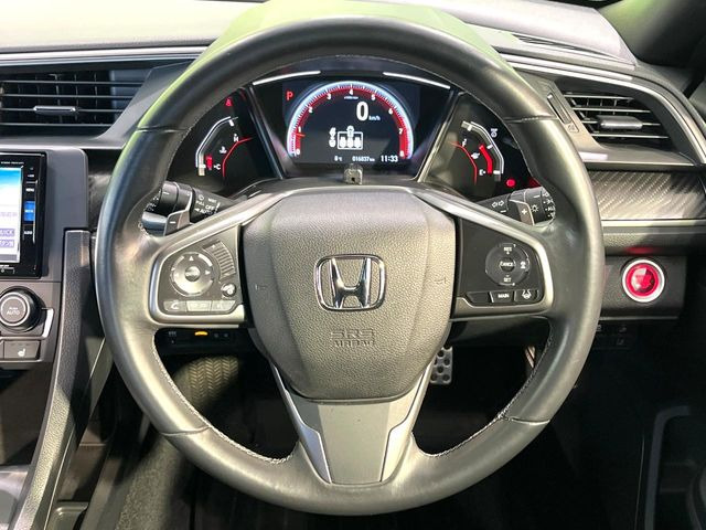 �y�����v�����X�e�A�����O�z�㎿�Ȋv���g�p���邱�ƂŁA��ɂ����������݂ƂĂ��^�]���₷���n���h���ł���