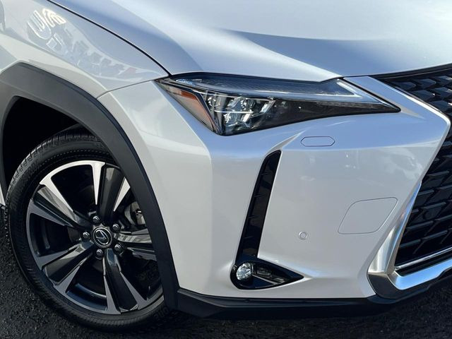 �y�O��LED�w�b�h���C�g�z�X�^�C���b�V���Ȍ����ڂ̎O��LED�w�b�h���C�g�𑕔���X�^�C�������łȂ��A��Ԃ̑��s�����E�ǍD�ň��S���Ă���肢�������܂��B