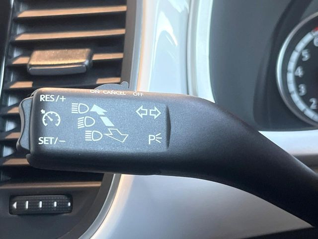 ���I�[�g�N���[�Y�R���g���[��:�������H�⎩���Ԑ�p���H���ɂāA�葬���q���\�ƂȂ�֗��ȋ@�\�ł��B�������ړ��̍ۂł����ɂ����֗��ɂ��g�����������܂���