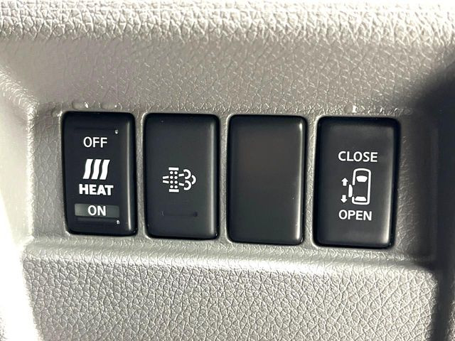 �y�p���[�X���C�h�h�A�z�X�}�[�g�L�[��^�]�Ȃ̃X�C�b�`�ŃX���C�h�h�A�̊J���\���d��������͂����ăh�A���J����K�v�������A���������q�l�ł��A�d���ו��������Ă��鎞�����N�ɊJ���߂ł��܂���