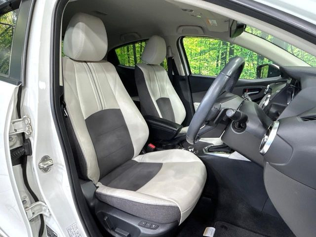 �y�n�[�t���U�[�V�[�g�z�������ƍ���S�n�𗼗������l�C�̃V�[�g���w�ʁE���ʂ̃t�@�u���b�N�f�ނ́A�ʋC���̗ǂ��⊊��ɂ����ɗD��Ă��܂��B�C���╞���ɍ��E���ꂸ���K�ɂ���肢�������܂��B