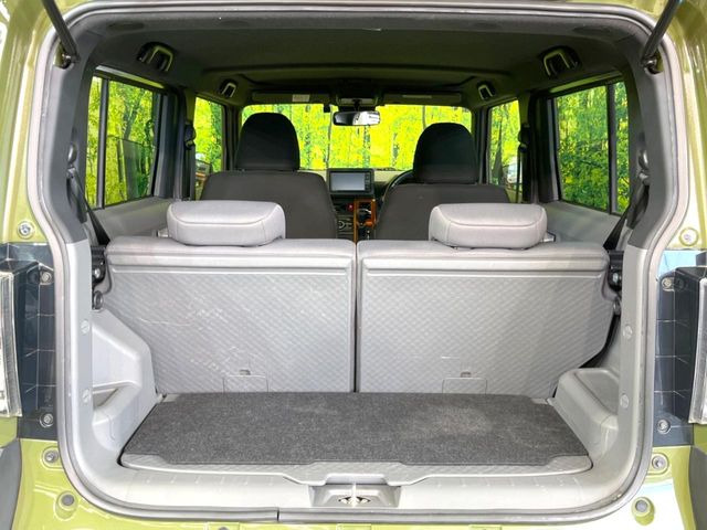 ���i�̂���������ʋ΁A���}���ɏ\���ȉ׎��X�y�[�X���m�ۂ��Ă���܂��B�Z�J���h�V�[�g��|���ƁA�傫�ȉו��̐ύڂ��\�ł���