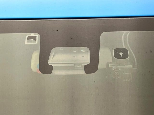 �y�X�Y�L �Z�[�t�e�B�T�|�[�g�z���s���ɑO���̎ԗ�����F�����A�Փ˂������Ȏ��͌x��ƃu���[�L�ŏՓˉ���Ɣ�Q�y�����A�V�X�g�B�����S�Ƀh���C�u�����y���݂��������܂��B