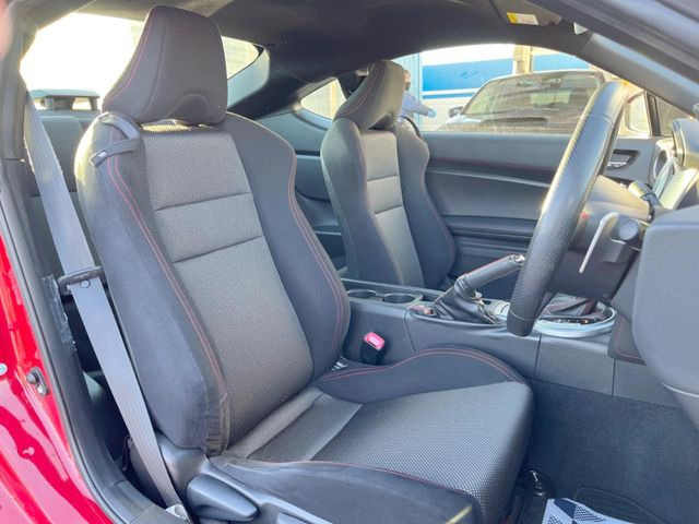 �h���C�o�[�ɂ���ĉ^�]���₷���|�W�V�����͈قȂ�A���̎Ԃ͂ǂ��Ȃ̂��s���Ȃ��Ƃ�����܂���ˁB�C�ɂȂ邨�Ԃ͓X���ŏ�荞��ł��m�F���������܂���