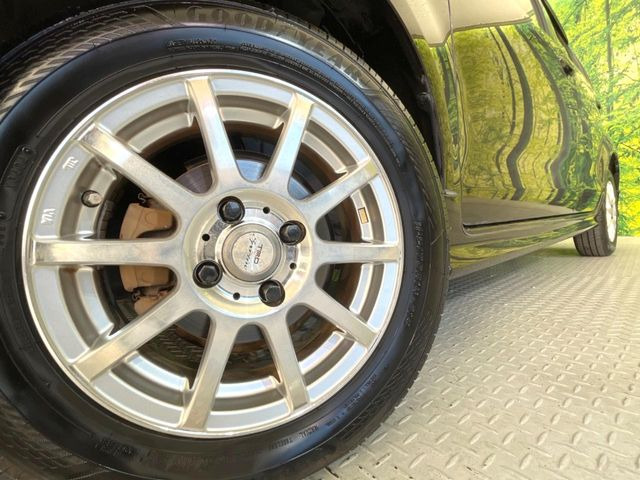 �y14�C���`�A���~�z�C�[���z�O�ςɃ}�b�`�����A���~�z�C�[���𑕒����Ă���܂��B�e��A���~�z�C�[����A�X�^�b�h���X�^�C�����戵�����Ă���܂��B���񂲑��k����������