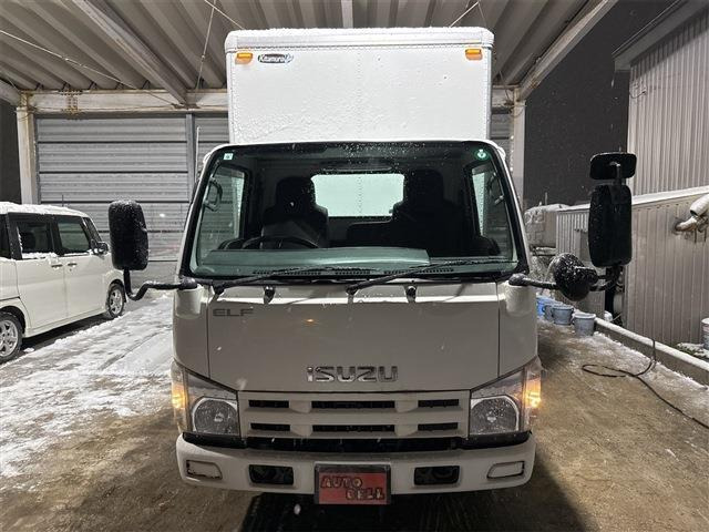 �S��3����3000km�̖����ۏؕt�ł�!���̂ق��A�L���ۏ؂����p�ӂ������Ă���܂�!���ۏ؂����t���ł��Ȃ��Ԏ���������܂��B�ڂ����͉c�ƃX�^�b�t�܂ł��₢���킹��������!