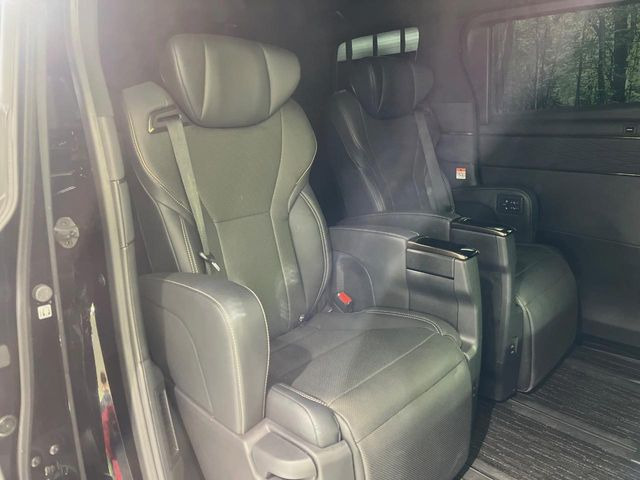 ���ڒ����̓E�H�[�N�X���[�ƂȂ��Ă���܂��B���ڂƎO��ڂ̈ړ�����~�肪�Ƃ��Ă��y�ɂȂ�̂ŁA���~��̍ۂ��X�g���X�������邱�Ƃ͂���܂����