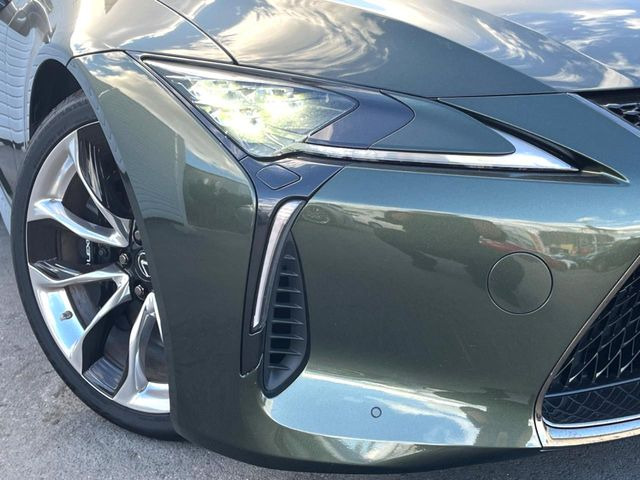 �y�O��LED�w�b�h���C�g�z�X�^�C���b�V���Ȍ����ڂ̎O��LED�w�b�h���C�g�𑕔���X�^�C�������łȂ��A��Ԃ̑��s�����E�ǍD�ň��S���Ă���肢�������܂��B