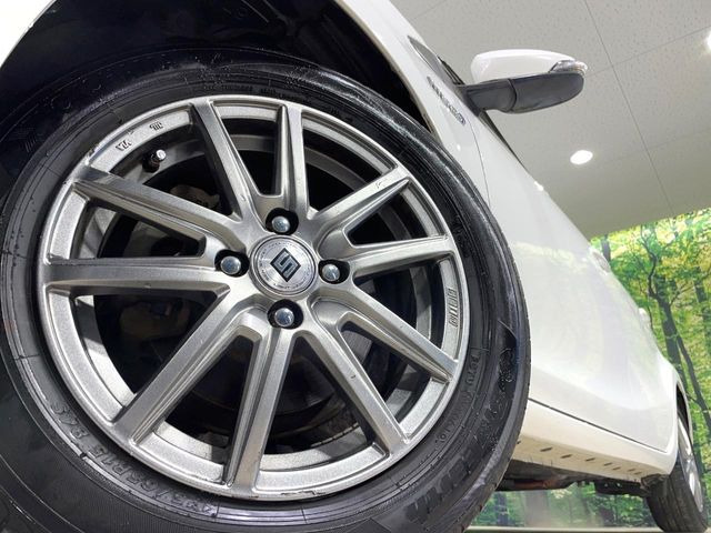 �y15�C���`�A���~�z�C�[���z�O�ςɃ}�b�`�����A���~�z�C�[���𑕒����Ă���܂��B�e��A���~�z�C�[����A�X�^�b�h���X�^�C�����戵�����Ă���܂��B���񂲑��k����������