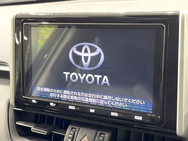 �y����9�C���`�i�r�z�l�C�̏����i�r�𑕔��B�I�[�f�B�I�@�\���[�����Ă���ABluetooth�ڑ�����΂������̃X�}�z��MP3�v���C���[�̉��y���Đ��\!�����̉^�]������Ɋy�����Ȃ�܂�!!