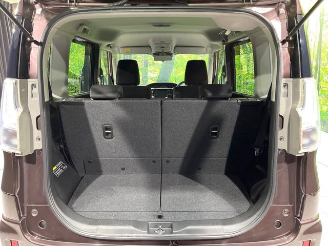 ���i�̂���������ʋ΁A���}���ɏ\���ȉ׎��X�y�[�X���m�ۂ��Ă���܂��B�Z�J���h�V�[�g��|���ƁA�傫�ȉו��̐ύڂ��\�ł���