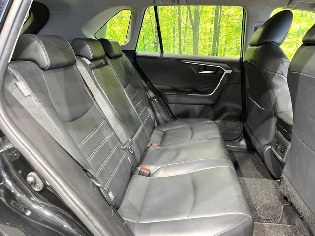 �y���烌�U�[�V�[�g�z����̂ӂ���肪�e�ՂŃ����e�i���X�����ȒP�ȁA�@�\���ɗD��鍇����v���̗p�����㎿�ȃV�[�g�ł��B����S�n���悭�A���������ӂ��S�n�ǂ��ԓ���Ԃ����o���Ă���܂��B