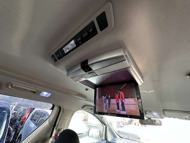 �t���b�v�_�E�����j�^�[������