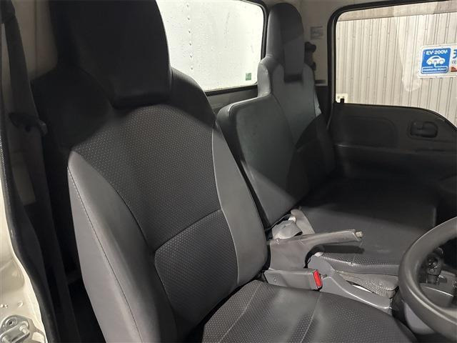 �K���X�R�[�e�B���O�A�i�r�Q�[�V�����AETC�ȂǁA���̑��̃p�[�c�̎��t�������ς���̂����k�������Ă���܂�!!�N���}�̂��Ɖ��ł����C����������!