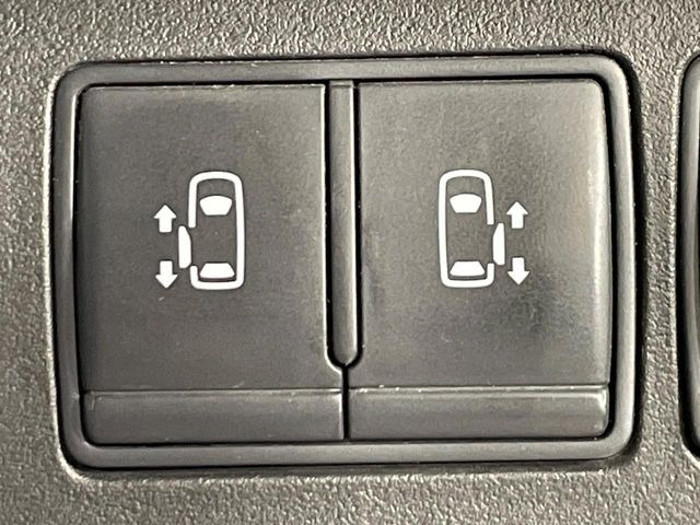 �y�����p���[�X���C�h�h�A�z�X�}�[�g�L�[��^�]�Ȃ̃X�C�b�`�Ō�ȗ����X���C�h�h�A�̊J���\���d��������͂����ăh�A���J����K�v�������A�����Ȃ��q�l�ł��ȒP�ɊJ���߂ł����K�ł���