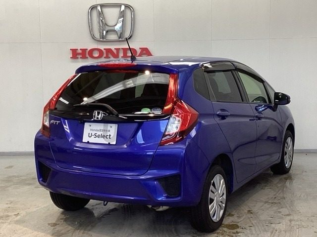 フィット1.3 13G Fパッケージ 4WD