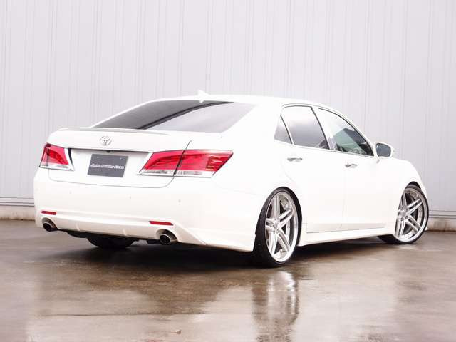 �l�C��210�N���E���J�X�^���ԗ��̓���!���ʎd�l�Ԃ�STJ-�t�����e�B�A�ƂȂ�A�ԍ����AWORK�O�m�[�V�XGR205 20AW�ATRD�t�����g�G�A���Ȃǂ̍��z�p�[�c�ɉߋ����𐮔��L�^��������Ă���܂�