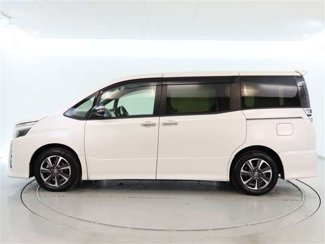 ヴォクシー2.0 ZS 煌III