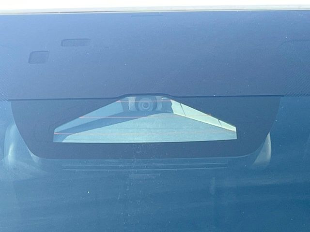 �y�g���^�Z�[�t�e�B�Z���X�z���s���ɑO���̎ԗ�����F�����A�Փ˂������Ȏ��͌x��ƃu���[�L�ŏՓˉ���Ɣ�Q�y�����A�V�X�g�B�����S�Ƀh���C�u�����y���݂��������܂��B