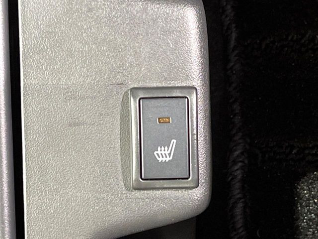 �y�p���[�V�[�g�z�X�C�b�`��ŊȒP�ɃV�[�g�̔��������\!�d��������͂�����܂���!���K�ȃV�[�g�|�W�V�����ɃZ�b�g���āA���K�ȃh���C�u�����y���݂��������B