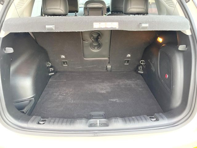 ���g�����N���[��:����L������e�X�y�[�X!���ꂾ���̍L��������΂��������⃌�W���[�Ȃǂɂ��œK�ł�!�g�p�������Ȃ����ꂢ�ȏ�Ԃ��ێ����Ă���܂��B