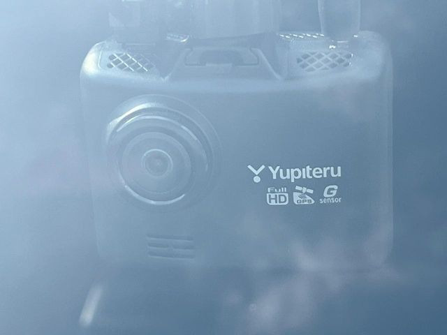 �y�h���C�u���R�[�_�[�z�h���C�u���R�[�_�[����!���s���͂������A������^�]�⎖�̂ɑ��������ہA�f���ŋL�^���A����̃��X�N�ɔ����܂��B���L�^�pSD�J�[�h�͂��q�l�����g�ł��������������K�v������܂��B