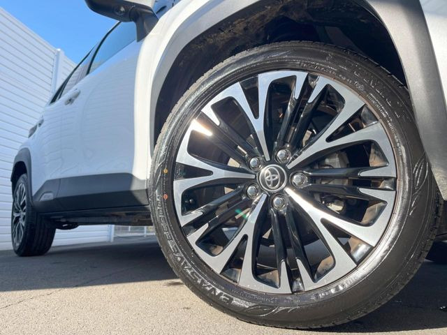 �y����18�C���`�A���~�z�C�[���z�O�ςɃ}�b�`���������A���~�z�C�[���𑕒����Ă���܂��B�e��ЊO�A���~�z�C�[����A�X�^�b�h���X�^�C�����戵�����Ă���܂��B���񂲑��k����������